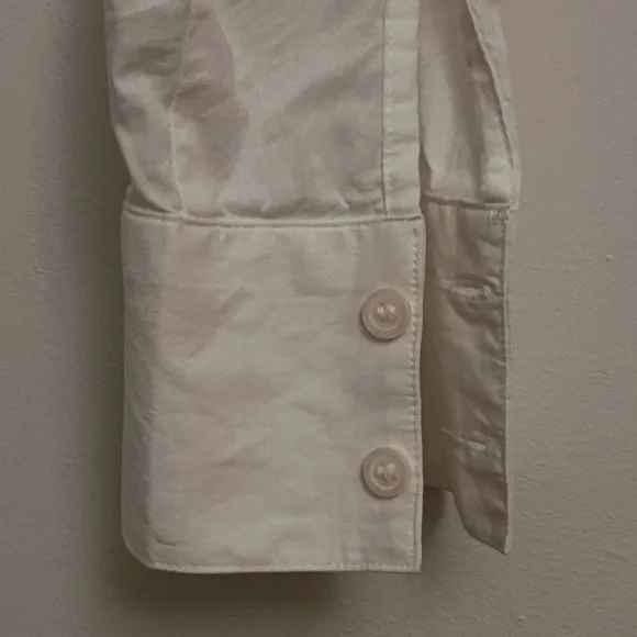 H&M Cropped Button Up - Picture 2 of 4